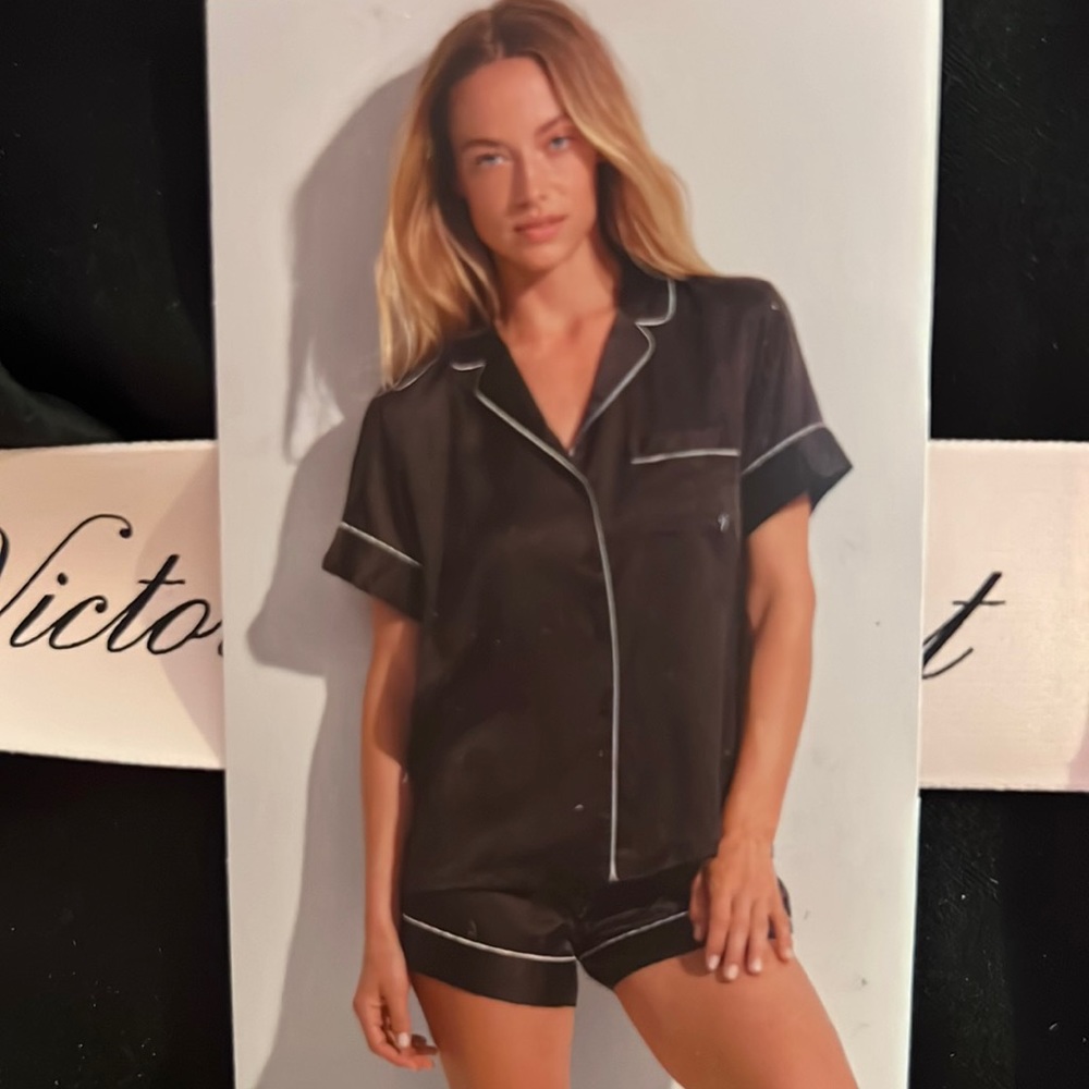 NWT Victoria’s Secret Satin Short Black PJ Set size S